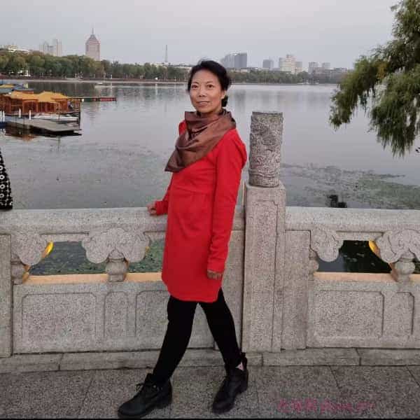 吉林51岁单身美女真诚找对象-上海征婚相亲网