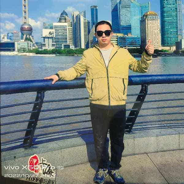 34岁岁江苏单身帅哥 - 上海吉缘网