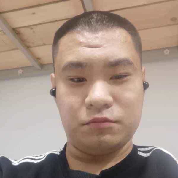 25岁岁山东单身帅哥 - 上海吉缘网