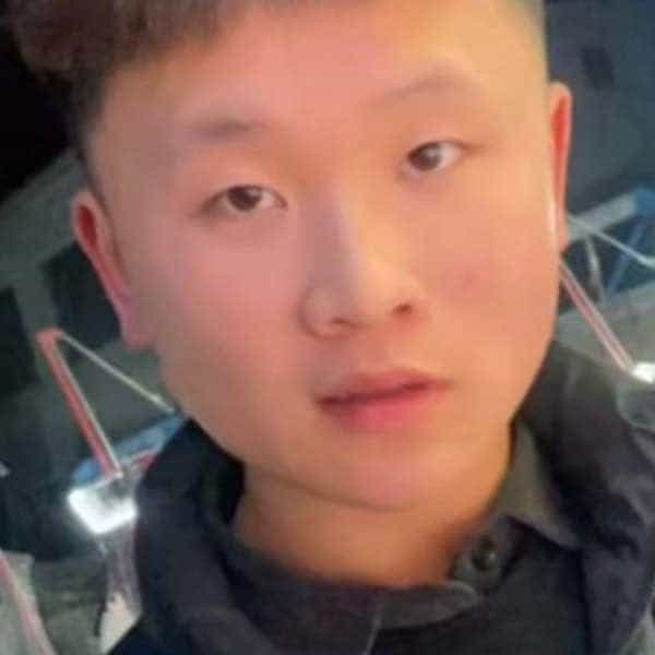 22岁岁河南单身帅哥 - 上海吉缘网