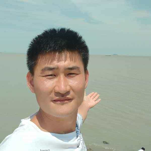 32岁岁山东单身帅哥 - 上海吉缘网