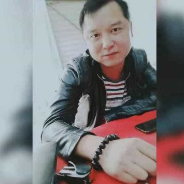 40岁岁湖南单身帅哥 - 上海吉缘网