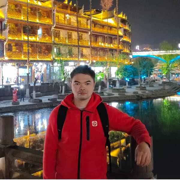 39岁岁广东单身帅哥 - 上海吉缘网