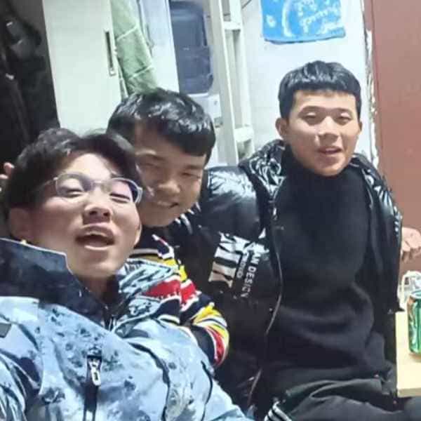 28岁岁河南单身帅哥 - 上海吉缘网